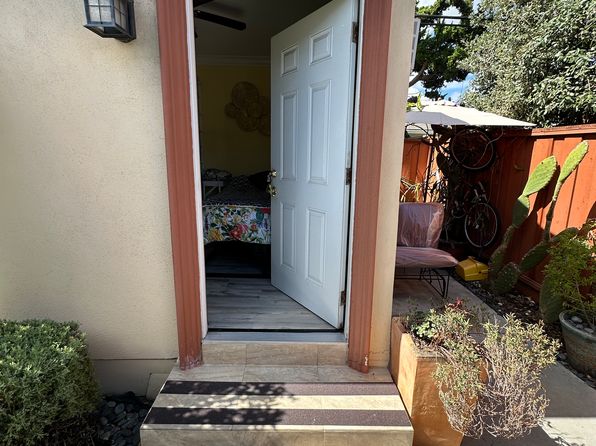 539 Westlake Dr #1