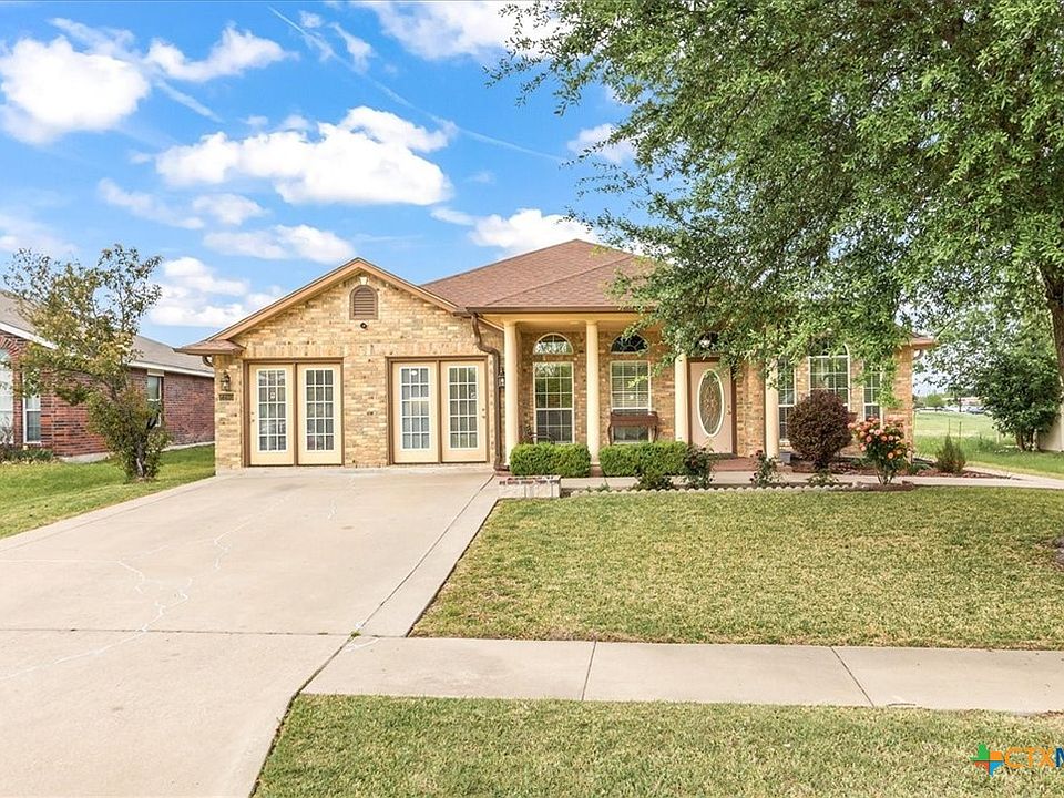 1st image of 2205 Schottische Ln