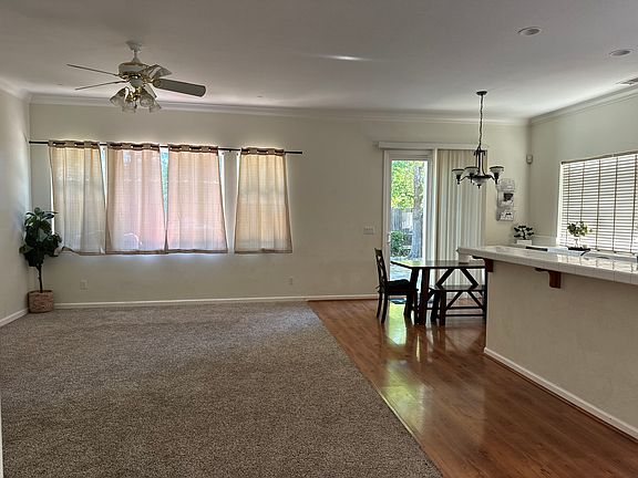Formal living