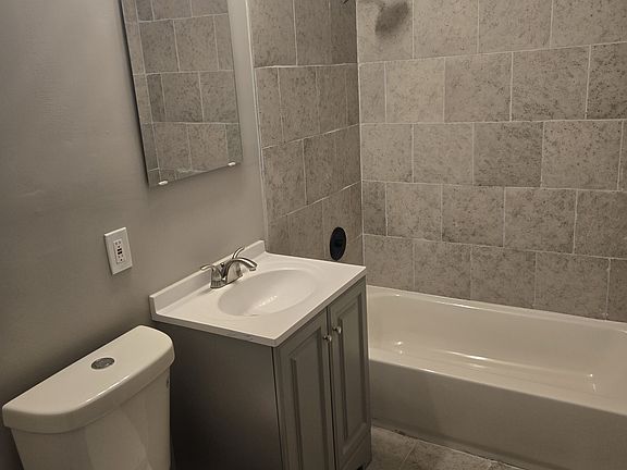 5th image of 119 53rd St SE APT 2