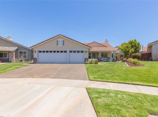 2949 Deadwood Dr, Corona, CA 92882
