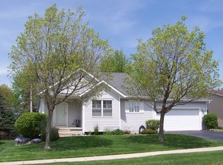 309 Serenity Ln, Dekalb, IL 60115