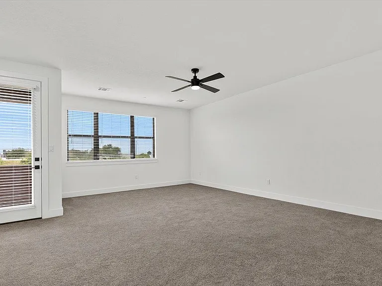 315 Holton Dr #201 — Photo 15