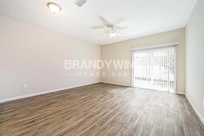 454 Terabithia Way — Photo 5