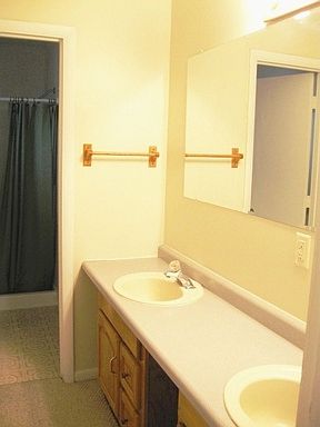 2nd image of 1190 Eastside Hwy APT 1