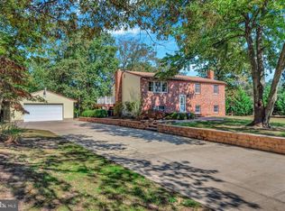 2050 Bayside Beach Rd, Pasadena, MD 21122