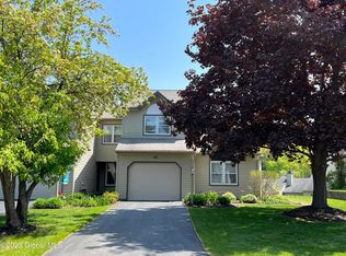 15 Ridge Ct, Saratoga Springs, NY 12866