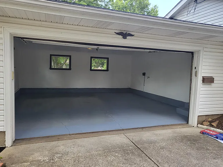 142 Moray Dr — Photo 15