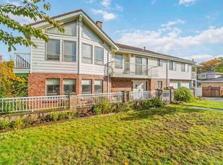 5820 Earles St, Vancouver, BC V5R 3S6