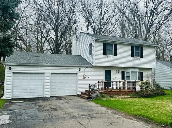 405 Virginia Ave, Vestal, NY 13850