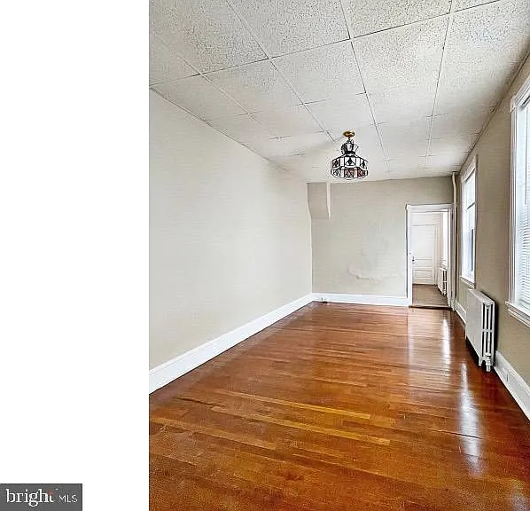 3 bed, 1.0 bath, 1525 sqft, $1,600 — Photo 3