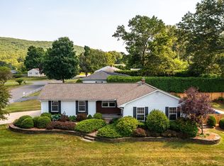 9 Sandra Rd, Easthampton, MA 01027