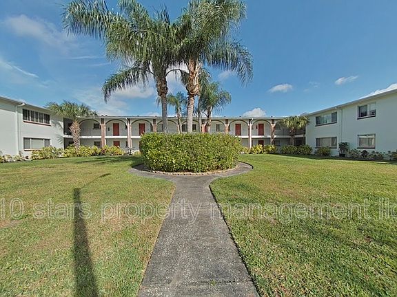 4th image of 4729 39th Ave N #104