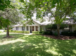 324 Live Oak Dr, Mountain City, TX 78610