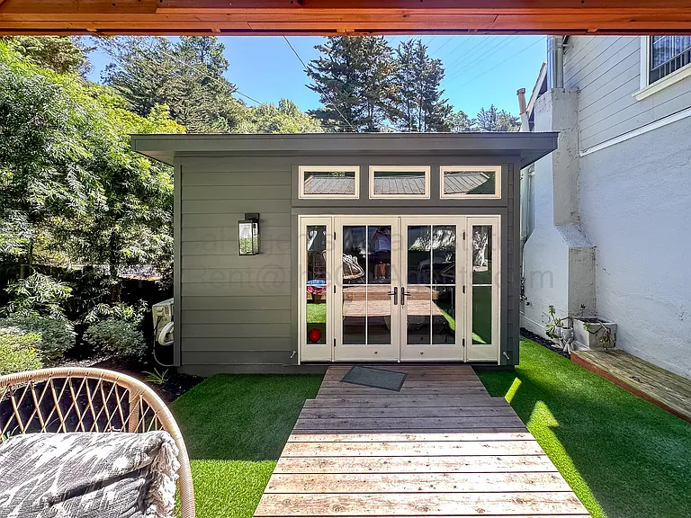 7352 Saroni Dr — Photo 22