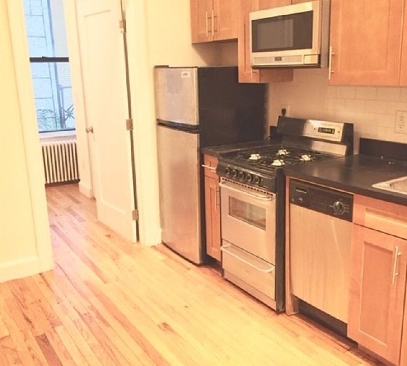 1st image of 228 E 80th St APT 2RE