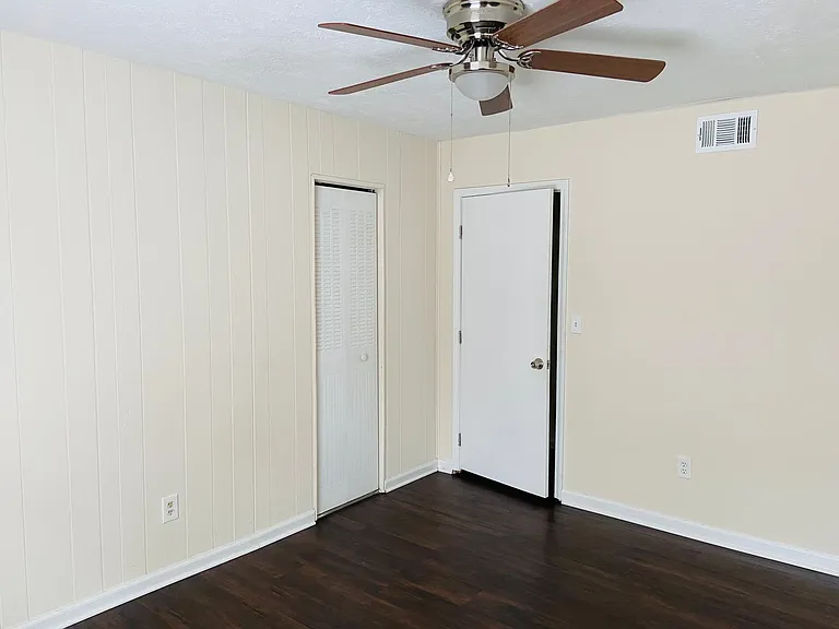 3293 Abbeywood Dr — Photo 15