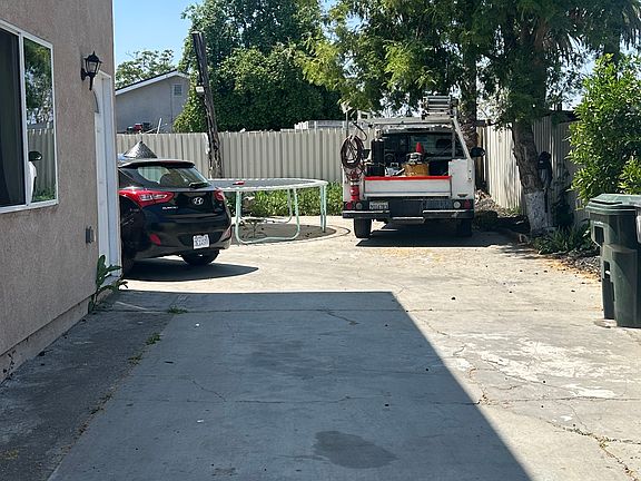 2nd image of 1280 Turrill Ave