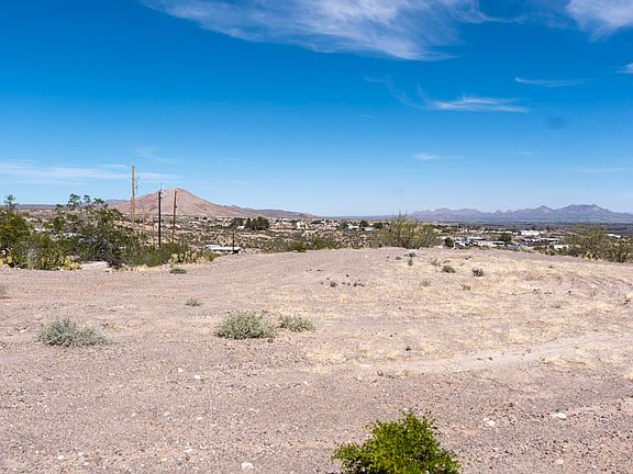 4th image of 6021 Dry Canyon Rd