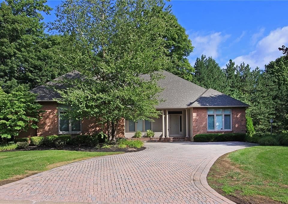 1st image of 6803 Holliston Cir