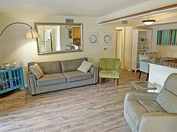 5th image of 24436 Valle Del Oro Unit 203