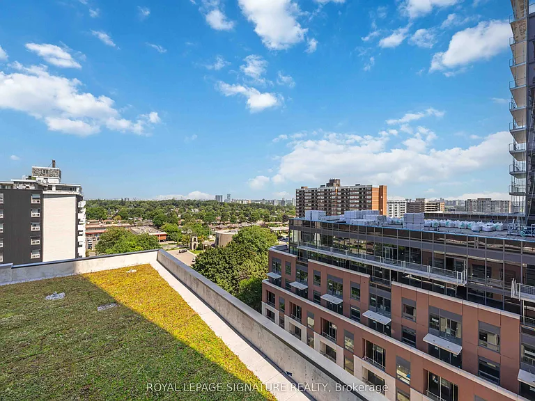 4010 Eglinton Ave W #1021 — Photo 23