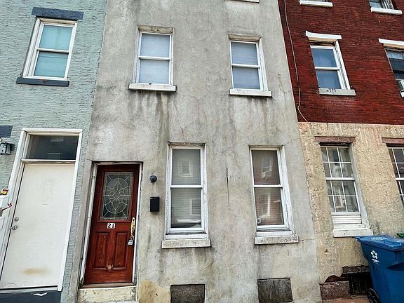 2nd image of 21 E Silver St