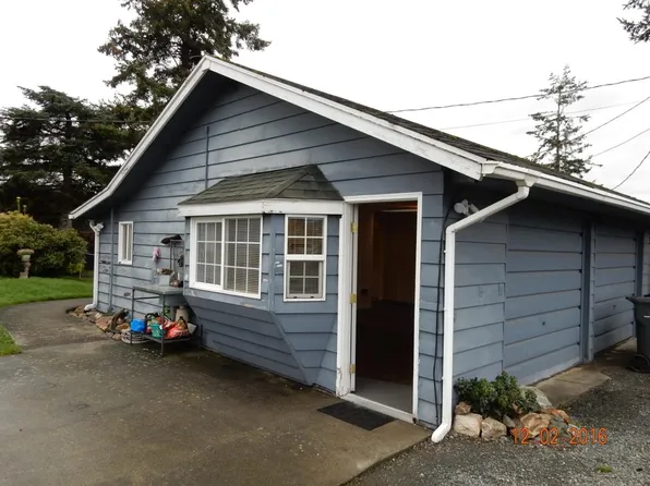 618 W Fairhaven St, Burlington, WA 98233