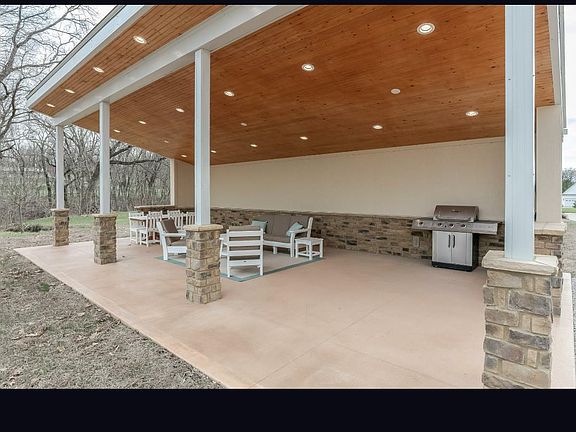 4th image of 21505 NW 164th St #B
