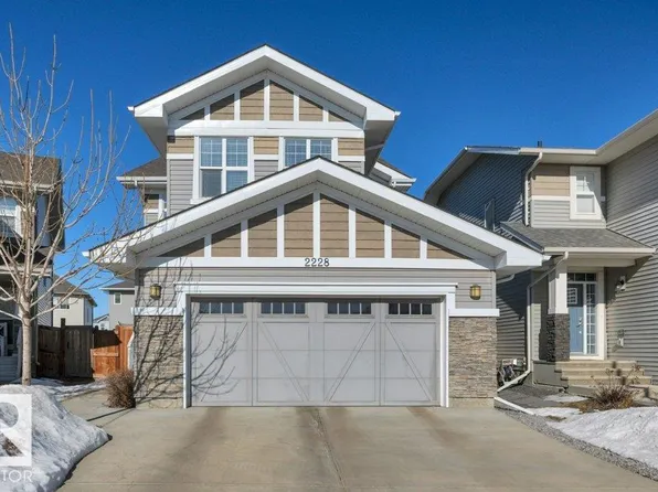 2228 Calhoun Link SW, Edmonton, AB T6W 3E1