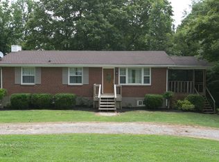 4909 Bartlett Rd, Cedar Hill, TN 37032