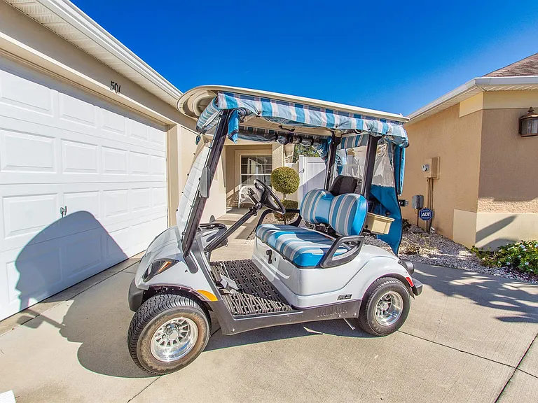 Golf Car included with the rental, has seatbelts