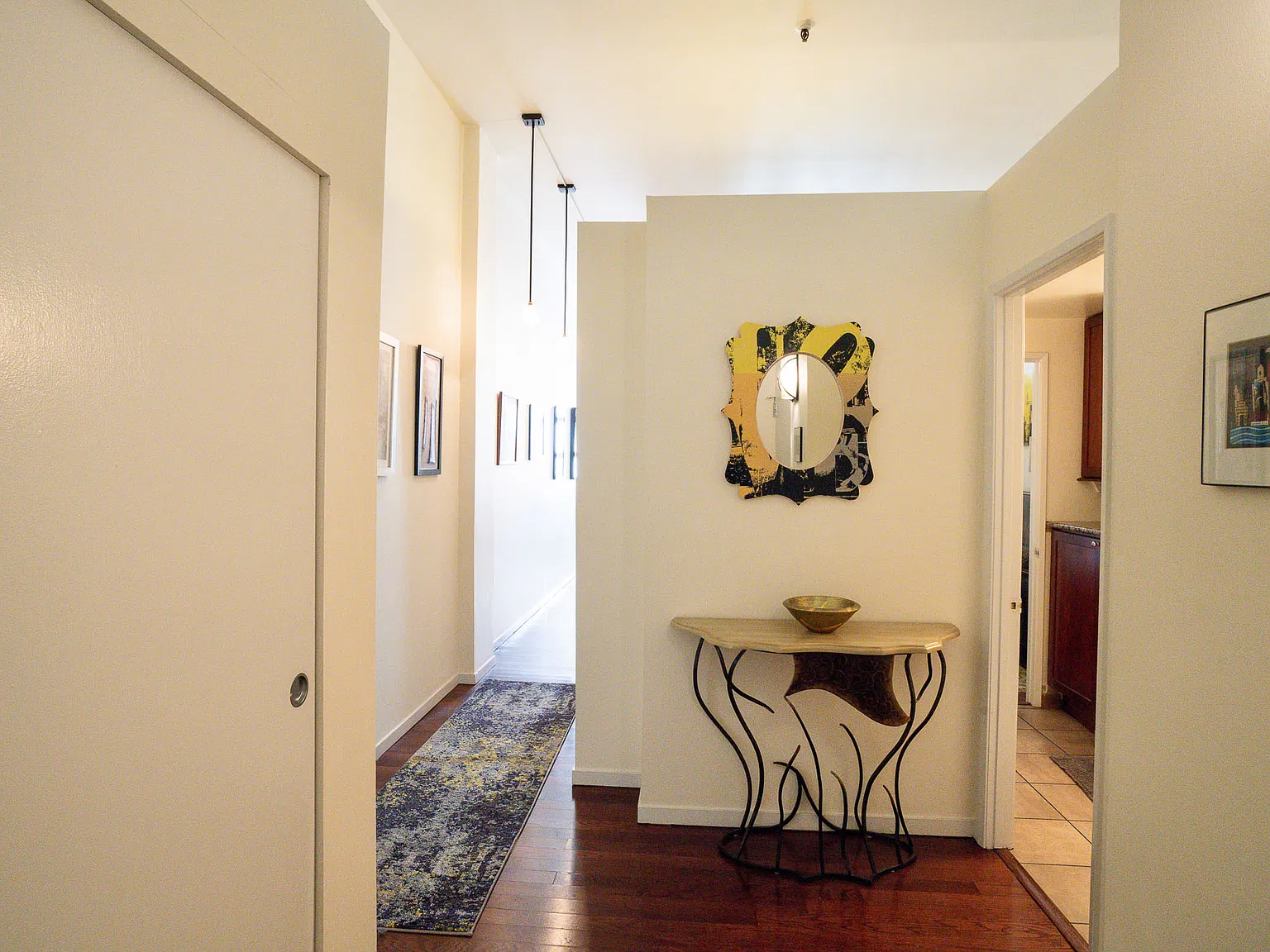 1 bed, 711 sqft, $1,900 — Photo 3