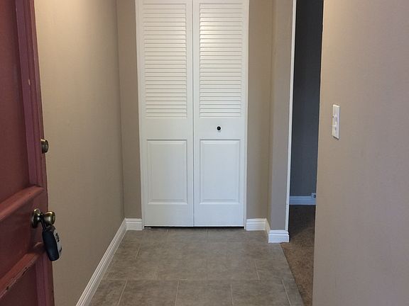3rd image of 624 N Wilcox Ave APT 10