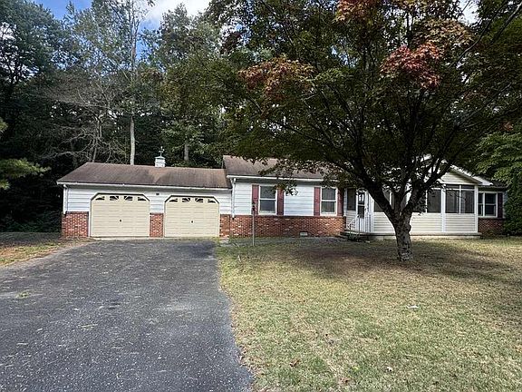 2nd image of 10883 Old Furnace Rd