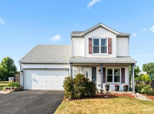 11 Cascade Ct, South Elgin, IL 60177