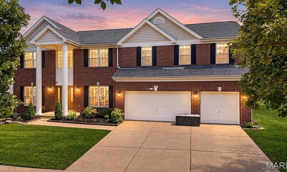 1st image of 902 Stablefield Ct