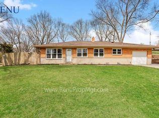 3 Nordell Ct, Florissant, MO 63033