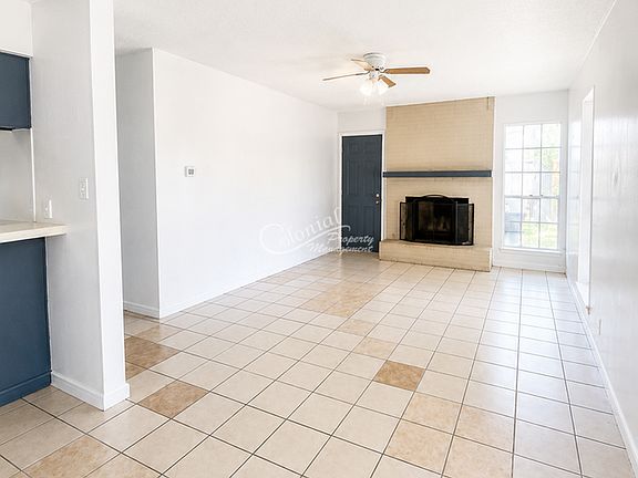 2nd image of 2015 Greenbrook Pkwy #B