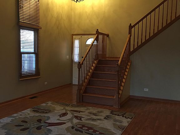 5th image of 2065 Hollywood Ct