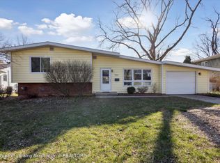 954 Delridge Rd, East Lansing, MI 48823