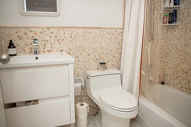 Rented by New York City Moves Team LLC