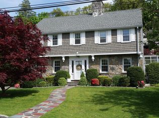 124 Longvale Rd, Bronxville, NY 10708