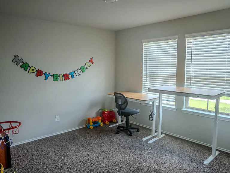 332 Pecos Dr — Photo 7