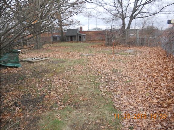 4th image of 45 Wood St