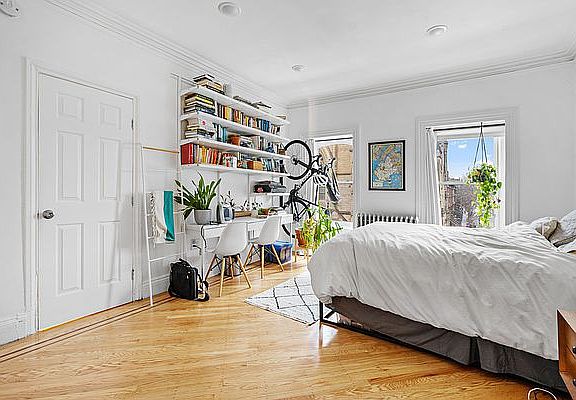 5th image of 278 Lafayette Ave #4