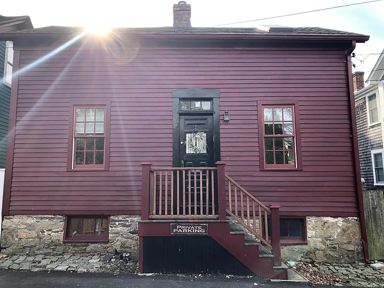 11 Milburn Ct — Photo 1