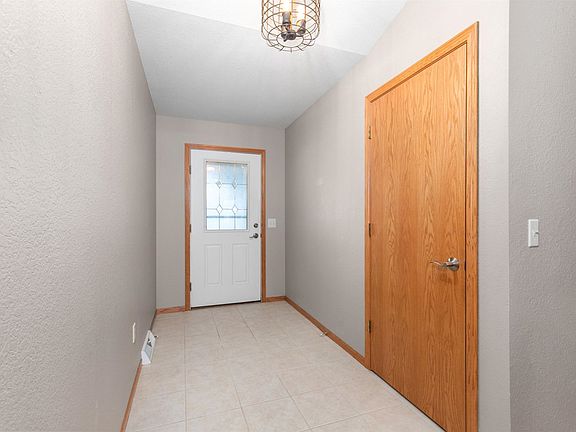 4th image of 2630 Havenwood Dr #B-2