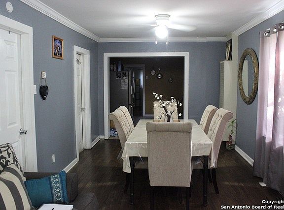 2nd image of 434 Hazel St