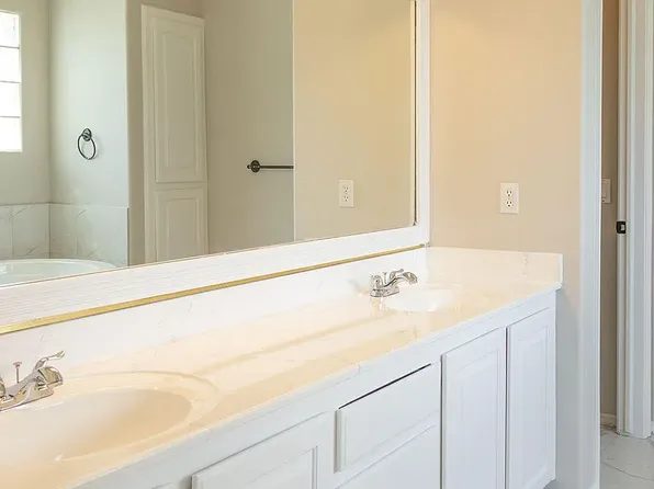 2166 E 10 S, Saint George, UT 84790